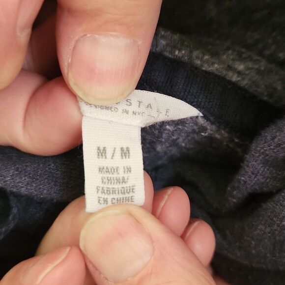 Aeropostale navy blue women's medium hooded sweatshirt with crocheted cuffs - Picture 4 of 8